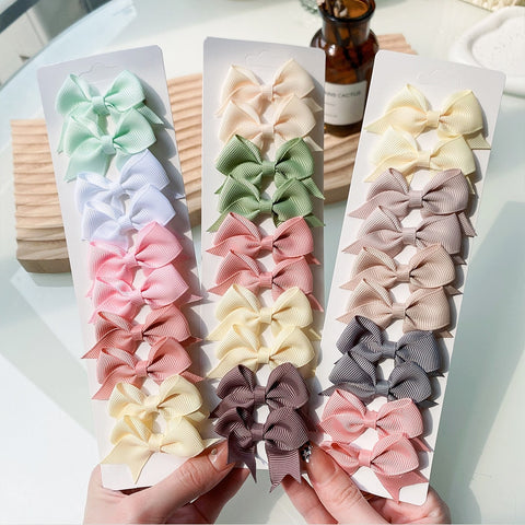 Handmade Bows Baby/Girls hair accessories Handmade Bows Baby/Girls hair accessories